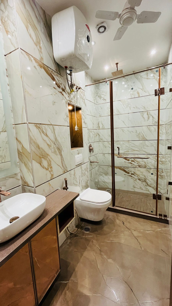 638465291047379573-2003241058245824