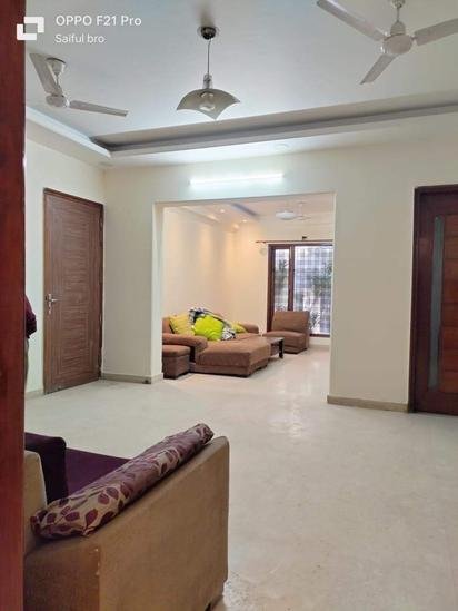 638390547716706096-2412231046114611-1