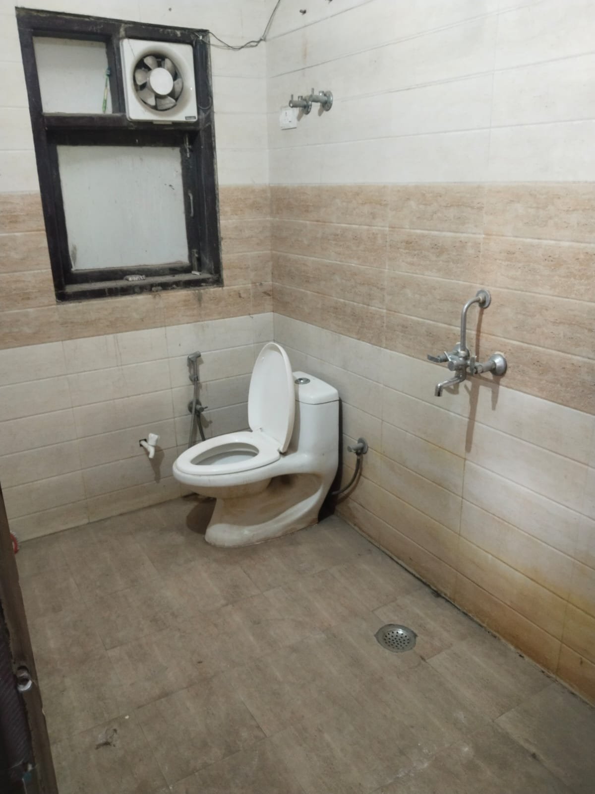 WhatsApp-Image-2024-06-17-at-11.40.44