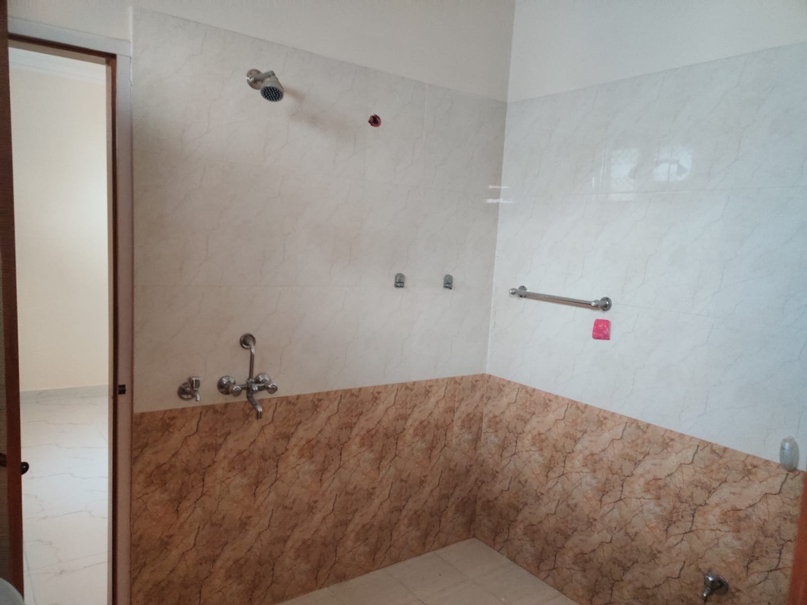 WhatsApp-Image-2024-08-10-at-18.01.35-3