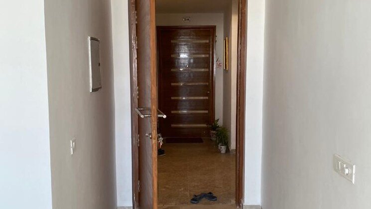 IN_638899207210529066-040825041201121