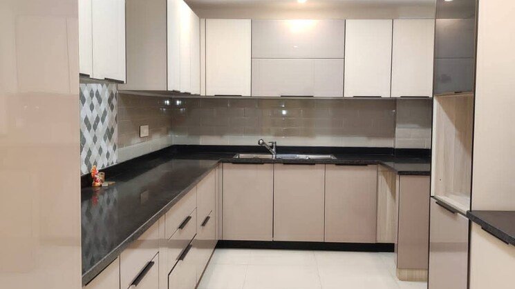 IN_638924168515116510-0209250134113411