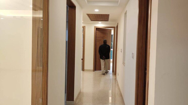 IN_638924168516776790-0209250134113411