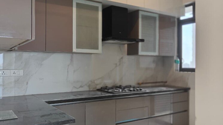 IN_638942268498078250-2309251220492049-1