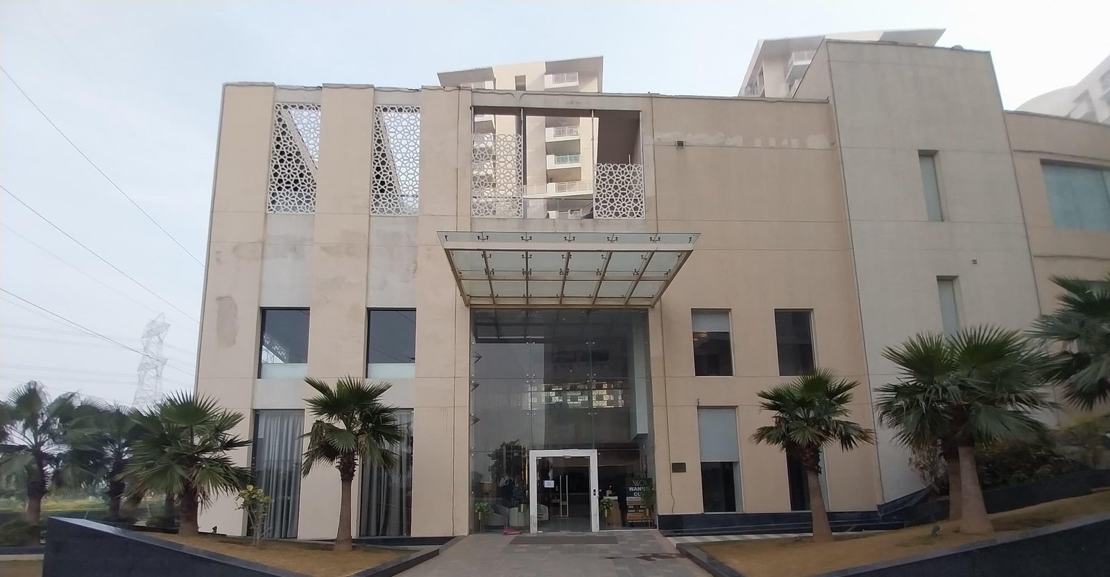 2bikoyo_1739274854_568684109_optOrig