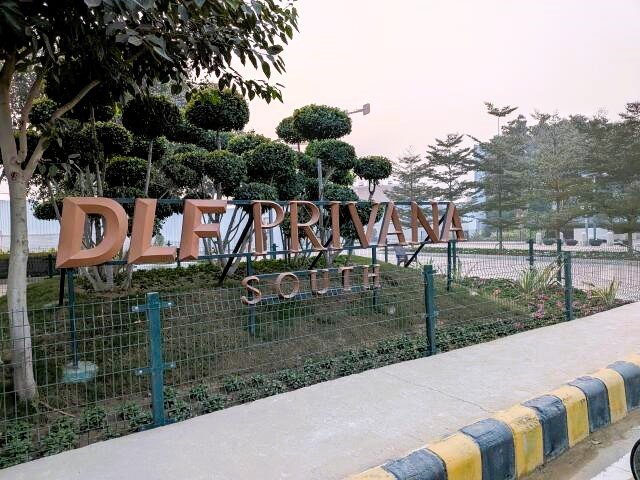 mobile-xl5q1sn_1767597654