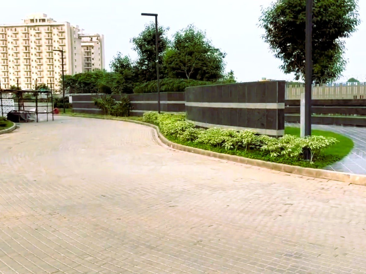 suzhqs8_1738648985_566653385